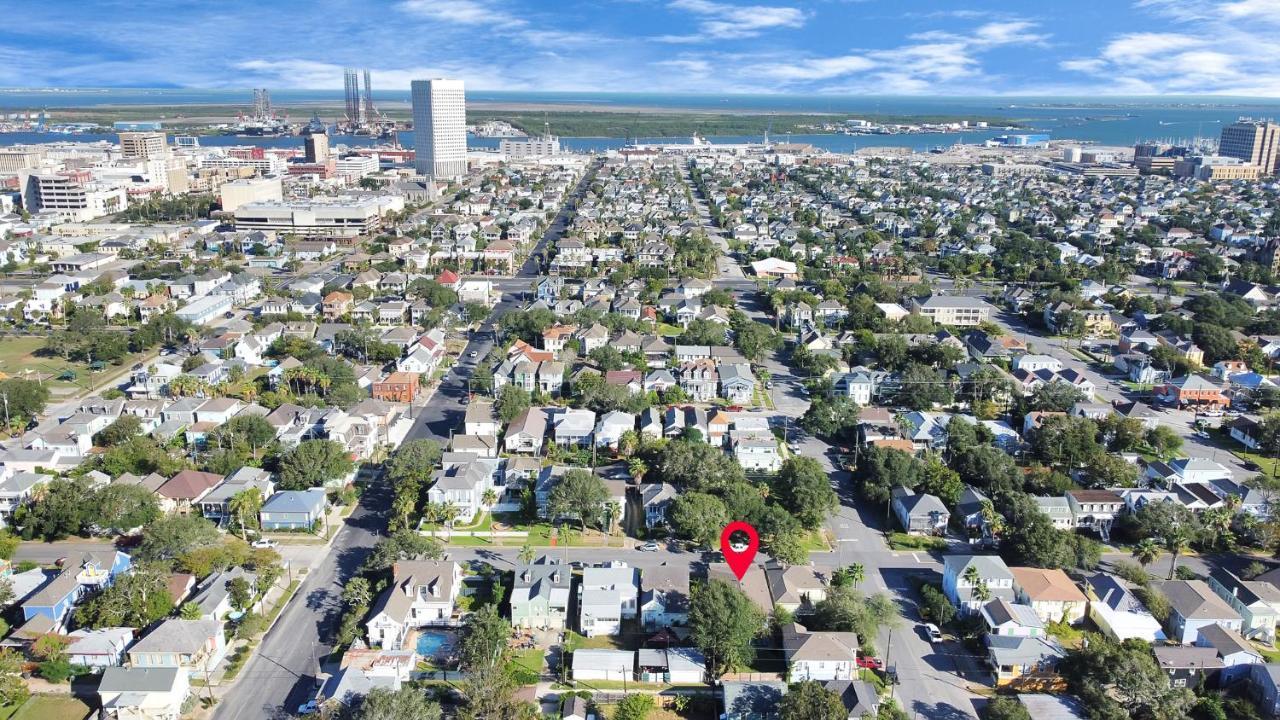 Galveston Studio - Sleeps 7 - Minutes To Beach !! Exterior photo